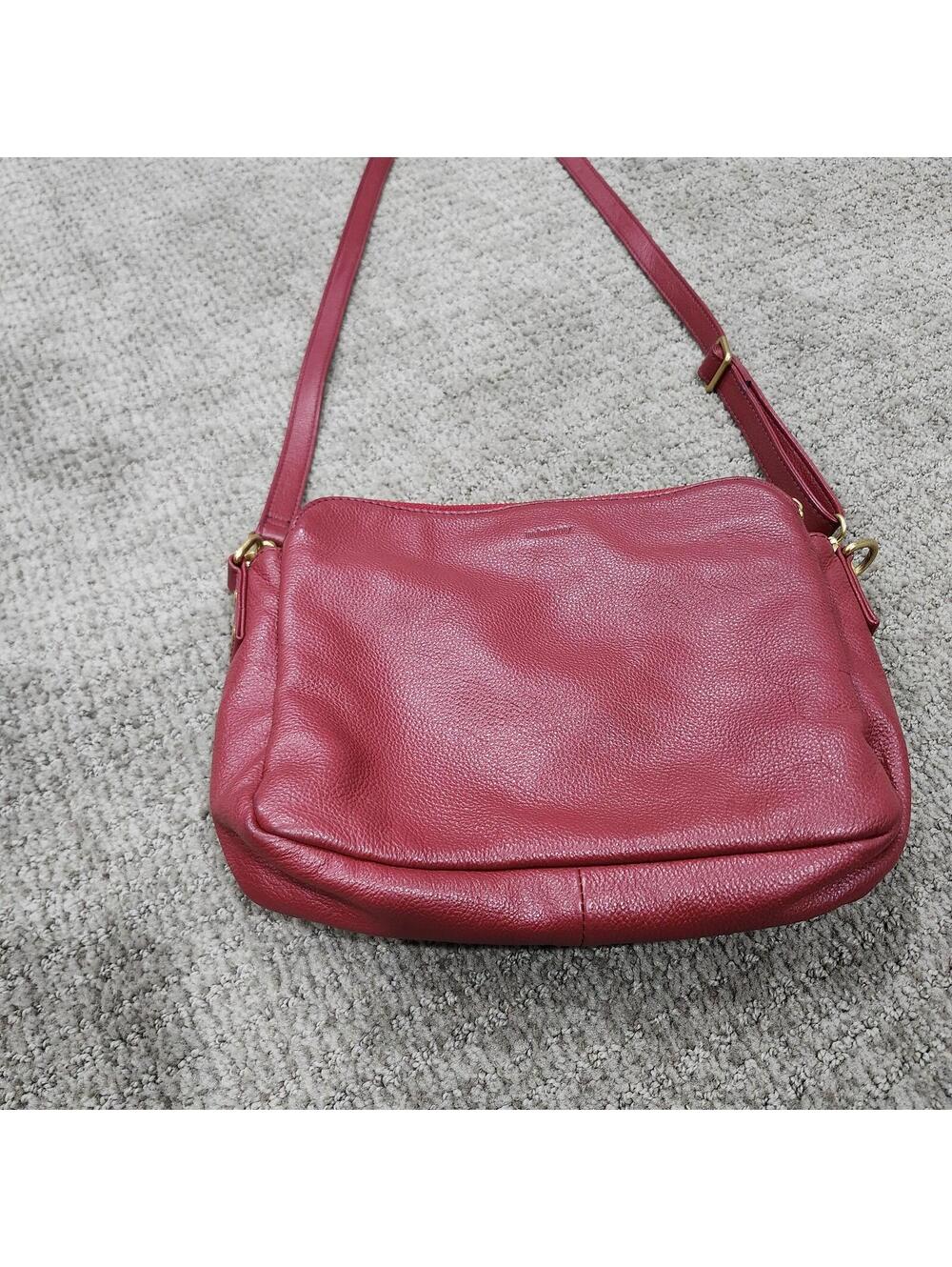 Minooy Red Leather Crossbody Bag Size Medium - Picture 6 of 14